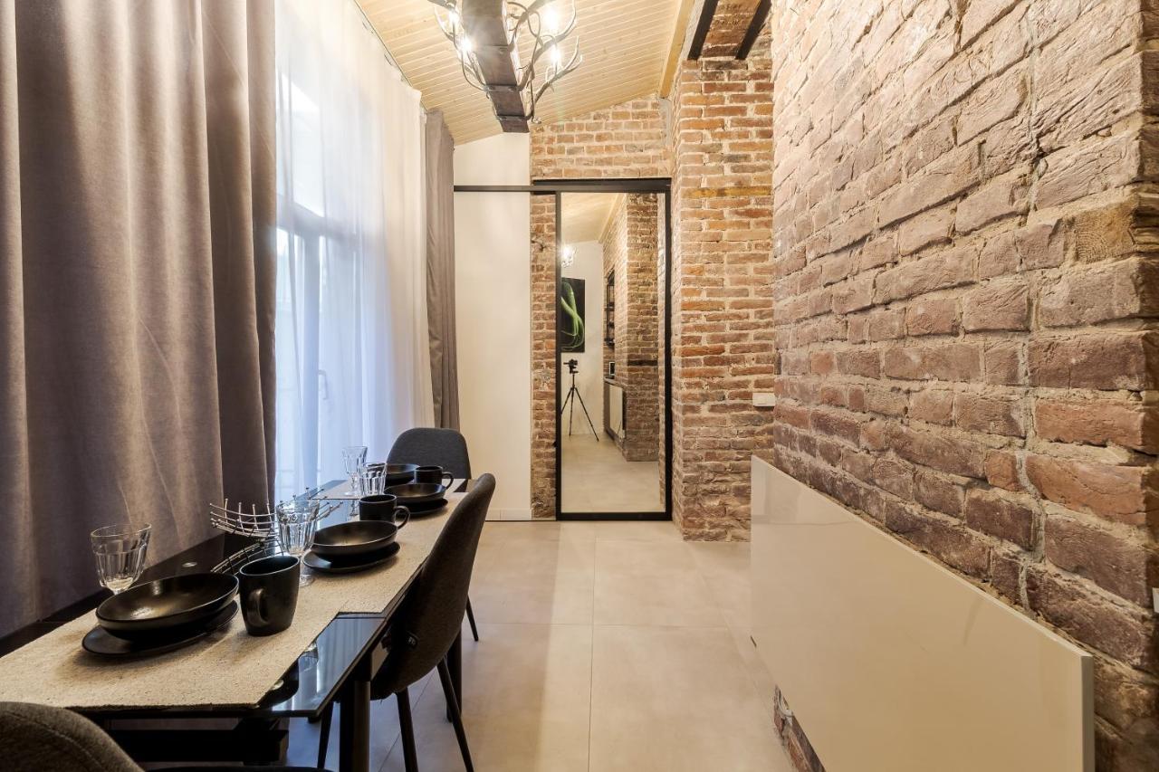 לבוב Lesi Apartment With Terrace מראה חיצוני תמונה
