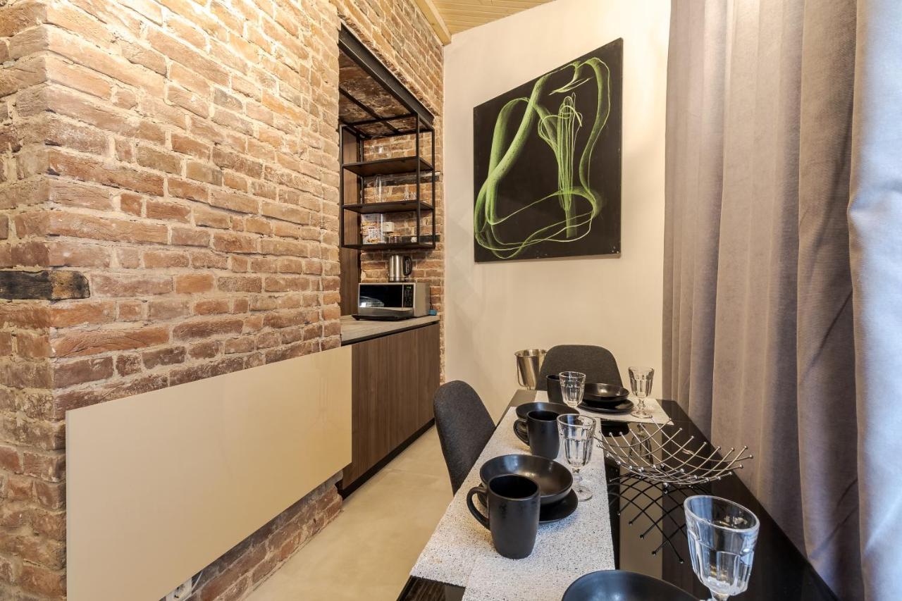 לבוב Lesi Apartment With Terrace מראה חיצוני תמונה