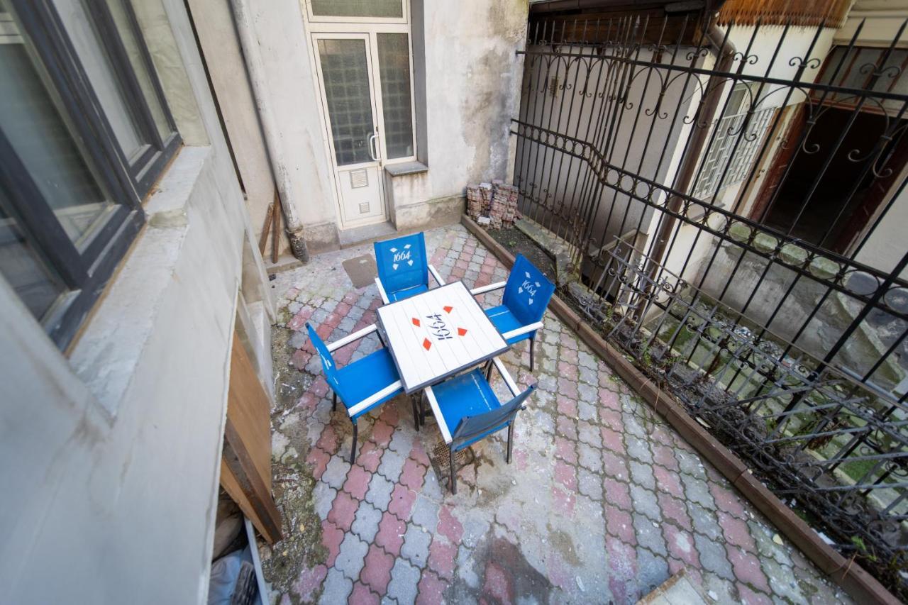 לבוב Lesi Apartment With Terrace מראה חיצוני תמונה